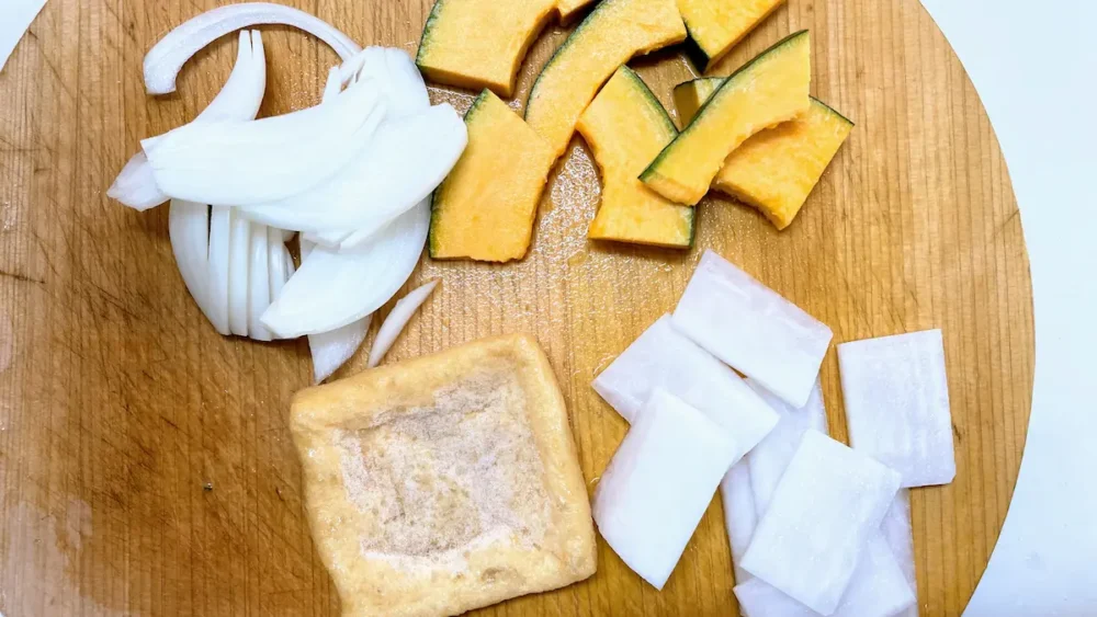 かぼちゃの味噌汁具材画像