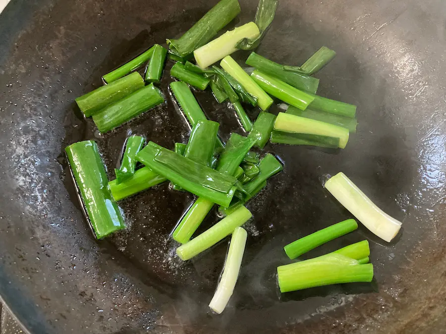 ビオ・マルシェ有機野菜青ネギの炒め物